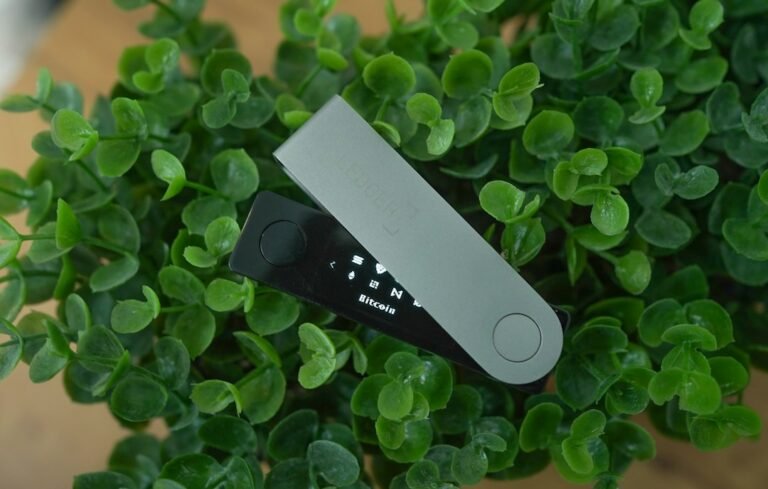 Unlock Seamless Connectivity: The Ultimate Guide to Choosing, Using, and Optimizing Your Wi‑Fi Dongle