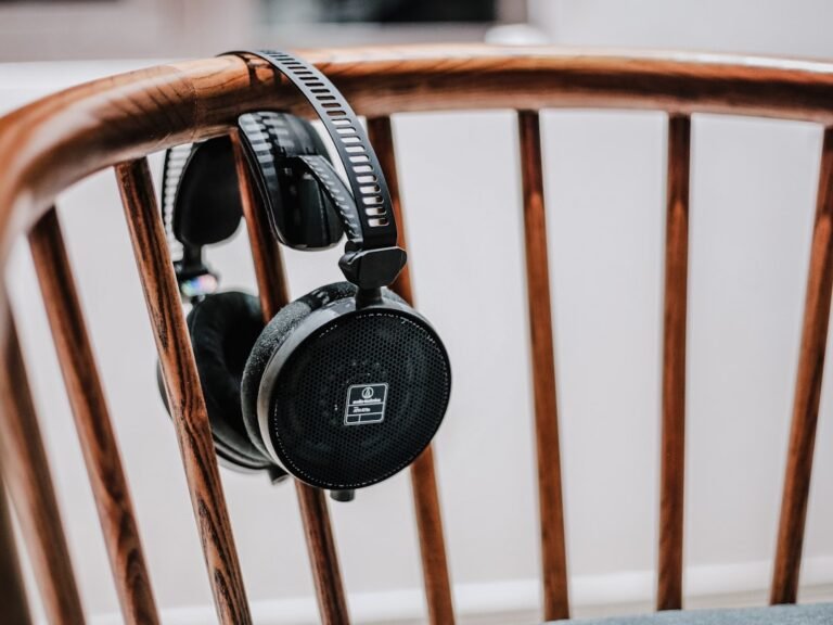 The Ultimate Guide to Over‑Ear Headphones: How to Choose, Use, and Care for the Best Sound Experience