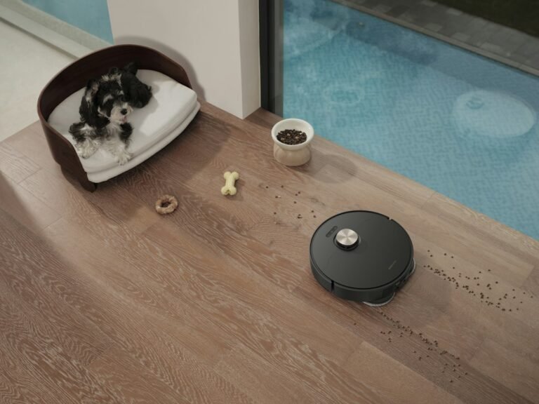 Title: The Ultimate Guide to Robot Vacuums: How to Choose, Use, and Maintain Your Smart Cleaning Companion