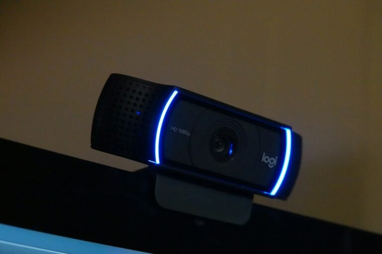 The Ultimate Webcam Guide 2024 – How to Choose, Set Up, and Maximize Your Camera for Streaming, Work, and Play